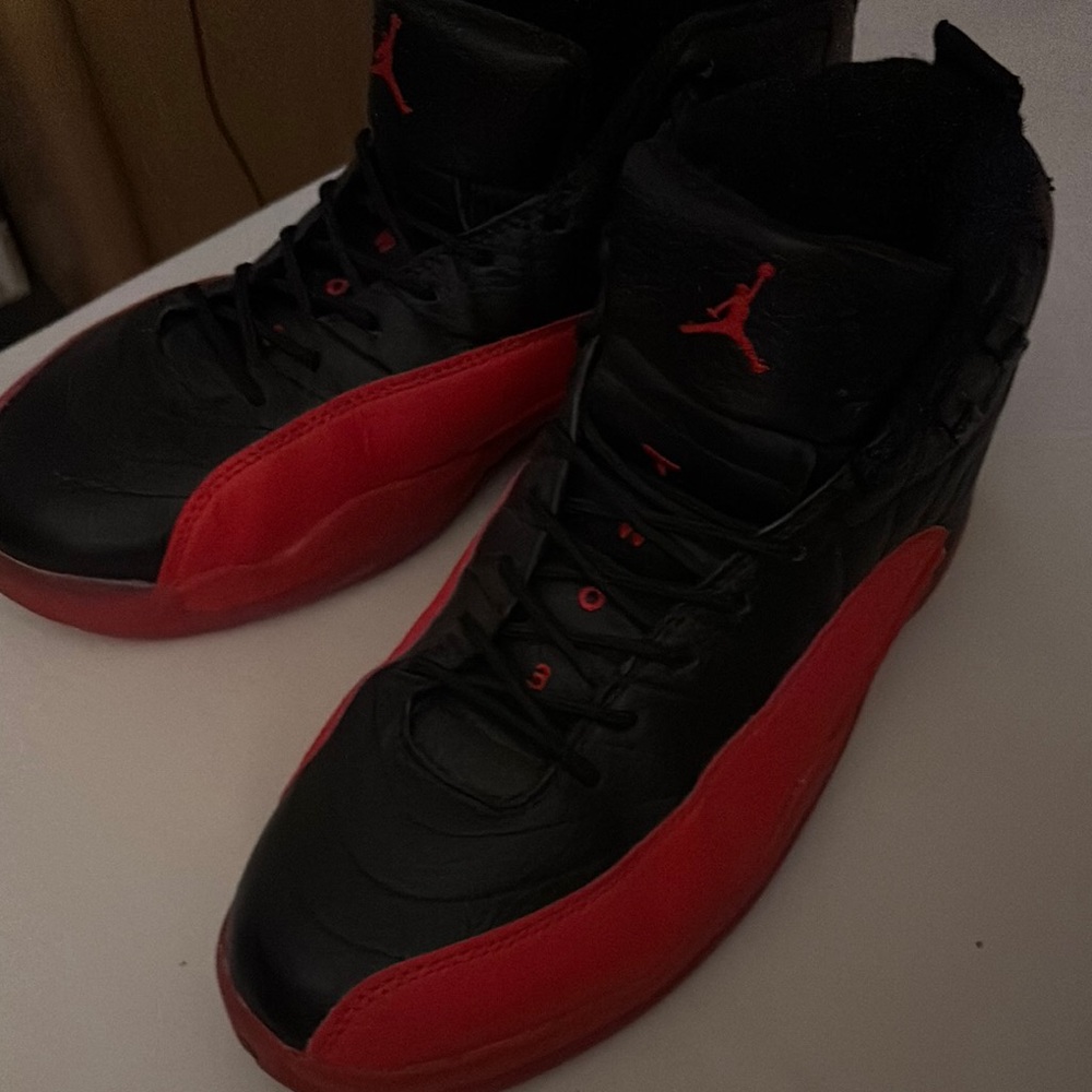 Nike Air Jordan Black and Red High Tops - Picture 1 of 1